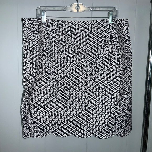 Talbots Cotton Blend Geometric Scallop Hem pencil skirt Sz 16 New lined - Picture 3 of 6